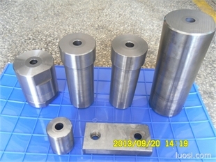 多沖程模具,華人螺絲網(wǎng)提供各種多沖程模具報(bào)價(jià)、價(jià)格、生產(chǎn)廠家、供應(yīng)商-東莞市大朗奧倫精密模具廠